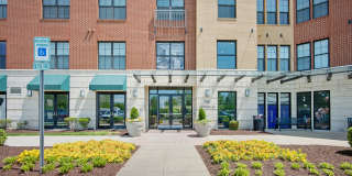 Tapestry Largo Station Gallery 1