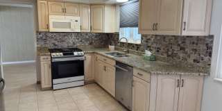 3550 Kings Point Drive Gallery 6