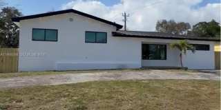 1085 NW 191st St Gallery 1