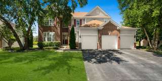 Four Bedroom Home in Walnut Trails Gallery 1