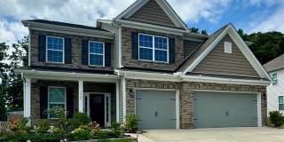 Spacious 6-Bedroom Home in Austin Corners Gallery 1