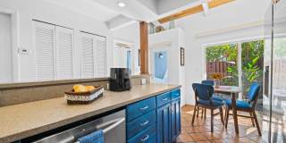 219 NE 17th Avenue Gallery 22