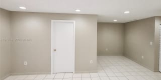 8480 SW 154th Cir Ct Gallery 2