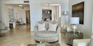 704 N Ocean Boulevard Gallery 7