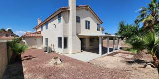 Gorgeous 4 Bedroom corner lot home Gallery 47