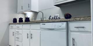 3907 Englewood Circle Gallery 5