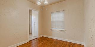 Beautiful Historic Duplex in OKC: 1824 Carey Place - 1 Gallery 14