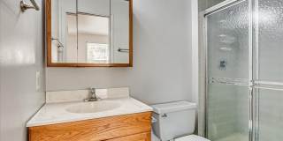 536 Elsie Avenue Gallery 16