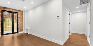 220 E 70th St Gallery 1