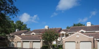 Golf Brook Apartments Gallery 25