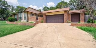 821 Cedar Ridge Street Gallery 1