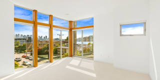 Eastlake Townhome with Rooftop Deck, Views & Dedicated Parking, 2 Bed + Office, 2 Bath Gallery 12