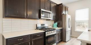 2250 E 100th Street Gallery 10