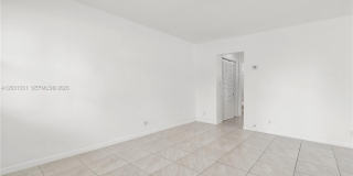 856 SW 10th St Gallery 10