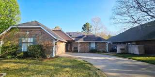 Huge 3 Bed in Edmond Gallery 1