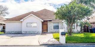 408 E Redbud Avenue Gallery 1