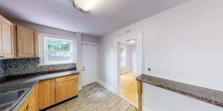 3 Bedroom Single Family Home! Gallery 8