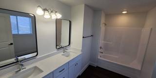 112 E 730 N - Upstairs - 1 Gallery 8