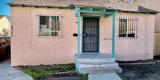 Beautiful Renovated 2bd House Beautiful Renovated 2bd House Gallery 1