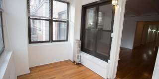 5468-70 S. Hyde Park Boulevard Gallery 7