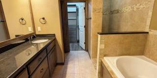 3 Bed Plus Study in Mustang Schools Gallery 12