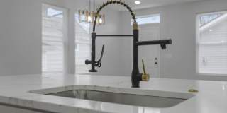 961 Heyl Avenue Gallery 60