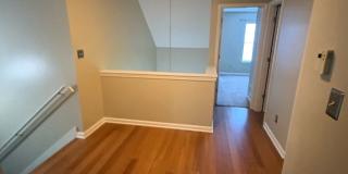 Spacious and well-maintained home located in the heart of Arlington! Gallery 9