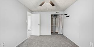 7911 BANK Street Gallery 22