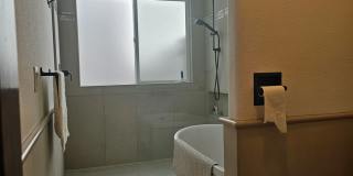 Gorgeous fully furnished home in downtown Eagle! Gallery 14