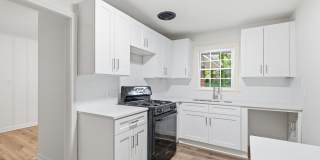 NOW READY! Newly renovated 4 bedroom ranch home Gallery 10