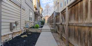 This luxurious townhouse on Cherry St. Gallery 41