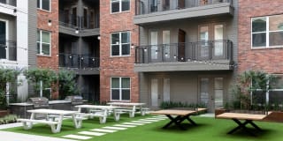 Modera Washington Gallery 23