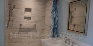 1203 S Main Gallery 9