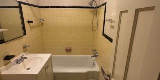 Van Avalon Apartments Gallery 12