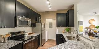 The Grand at Westside Apartments Gallery 17