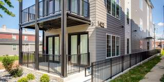 1422 Bainbridge Street Gallery 15