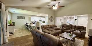 Wonderful 3 bed , 2 bath in Sunnyside Area Gallery 9