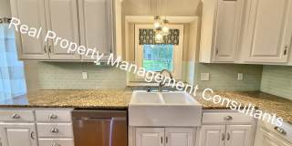 Spacious 4 Bed, 4 Bath Home with 3+ Car Garage and Amazing Amenities in Liberty schools! Gallery 11