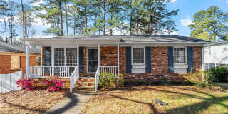 Charming 3 Bed, 2 Bath on Ward Street, Close to Universities Gallery 1