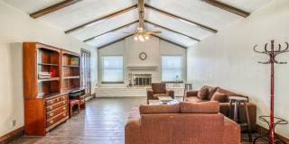Beautiful 1-story southwestern-style home in west El Paso Gallery 44