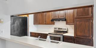 COMING SOON - Spacious 2-Bed, 3.5-Bath Townhouse with Stunning Lake Views COMING SOON - Spacious 2-Bed, 3.5-Bath Townhouse with Stunning Lake Views Gallery 9