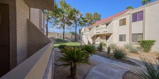 NEWLY REMODELED  FURNISHED BOTTOM FLOOR CONDO Gallery 4