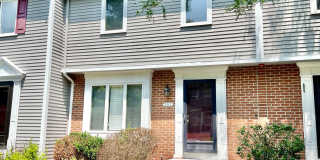 302 Foxwood Circle Gallery 1