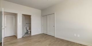 Hamburg Street Gallery 19