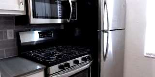 Charming Gatewood Apartment | Walk to the Plaza District Gallery 1