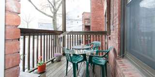 Charming 5 Bedroom-No Broker Fee Gallery 9