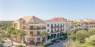 5076 Annunciation Cir Gallery 1