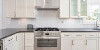 112 Seagate Place Gallery 11