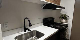 1060 Bishop Gallery 24