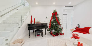 927 Southwest 18th Avenue Gallery 5